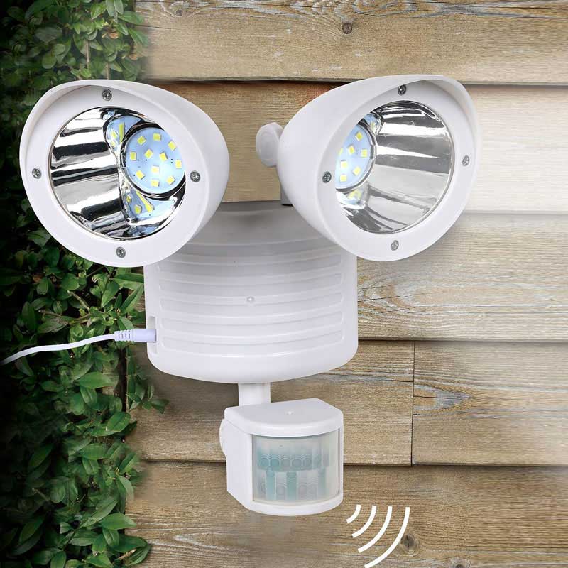 LED Solar Twin Head Outdoor Security Floodlight, 3 Watts, With Light